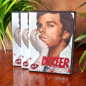 Dexter: The First Season (DVD Set) - Blockbuster Edition